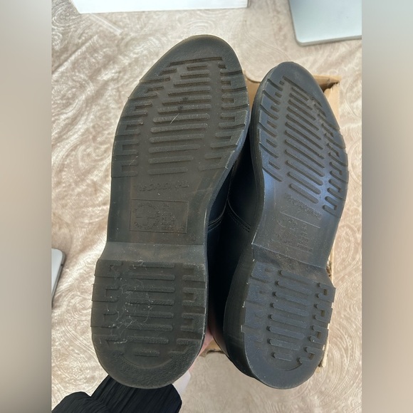 Dr. Martens Willis Black Tartan Red Plaid Leather Derby Lace Up Loafers - Picture 7 of 10